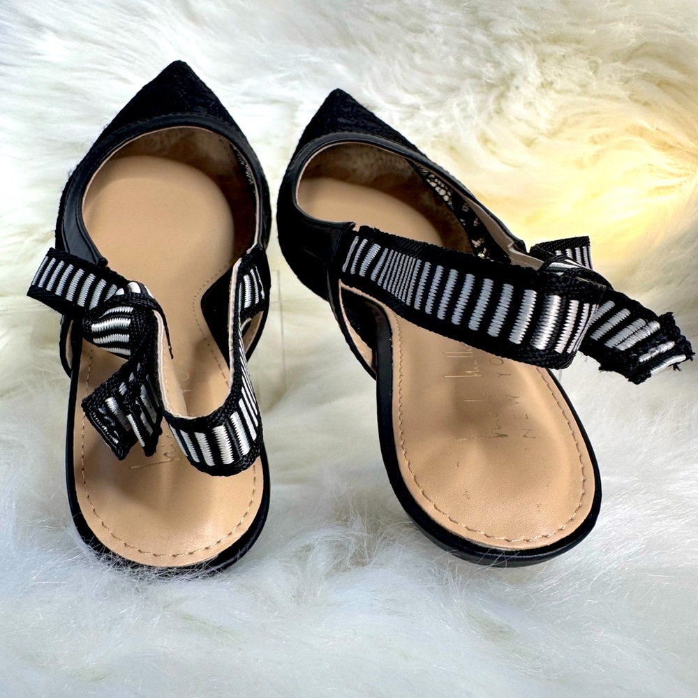 Black Patent Slingback Heels with Striped Elastic - Picture 11 of 13